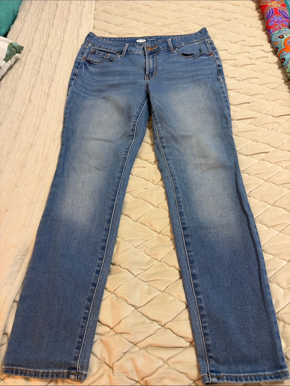 Old Navy Women's Straight-Leg Midwash Blue Jeans